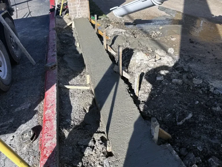 Curb concrete pouring in Dallas TX
